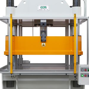 Pressa tipo 4 MT 60 PVT a corsa controllata