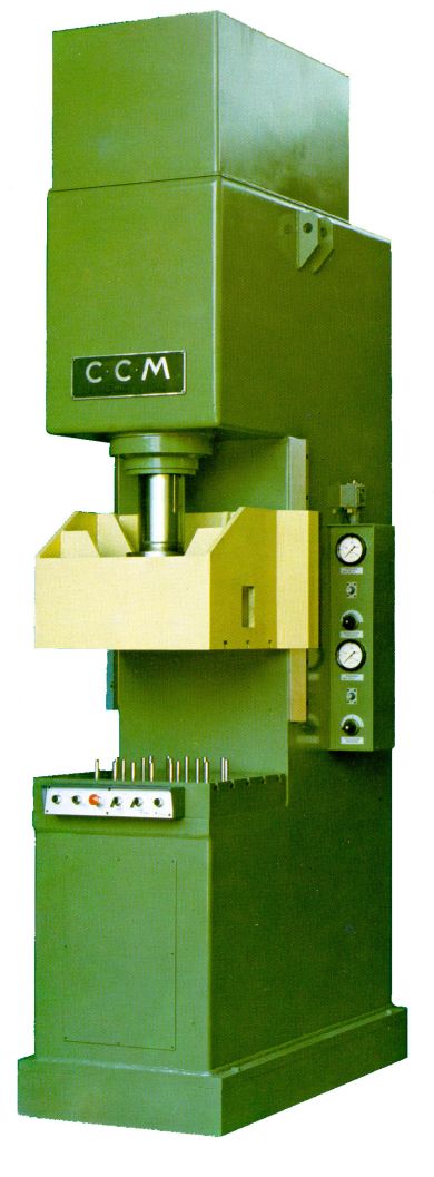 Pressa tipo PCTE 100T per imbutiture profonde